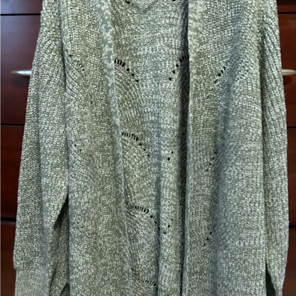 Ladies open cardigan sweater. Green toned.  Acrylic. Love❤️Ellie. 2X. New.